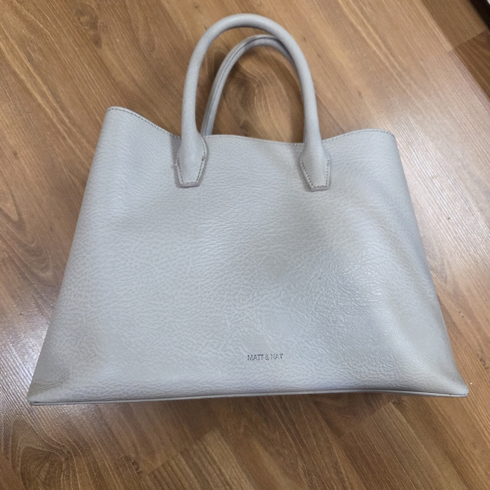 Matt & Nat Women's Cream Tote Bag